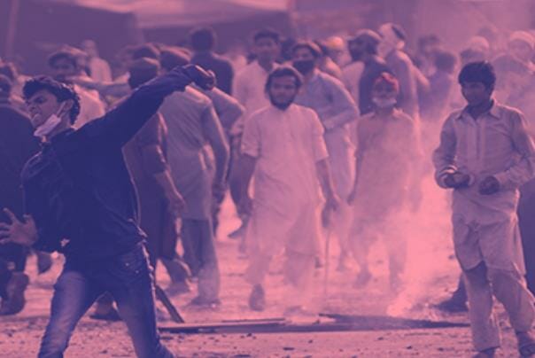 سیاسی عدم استحکام کا خطرہ کیسے ٹلے گا؟