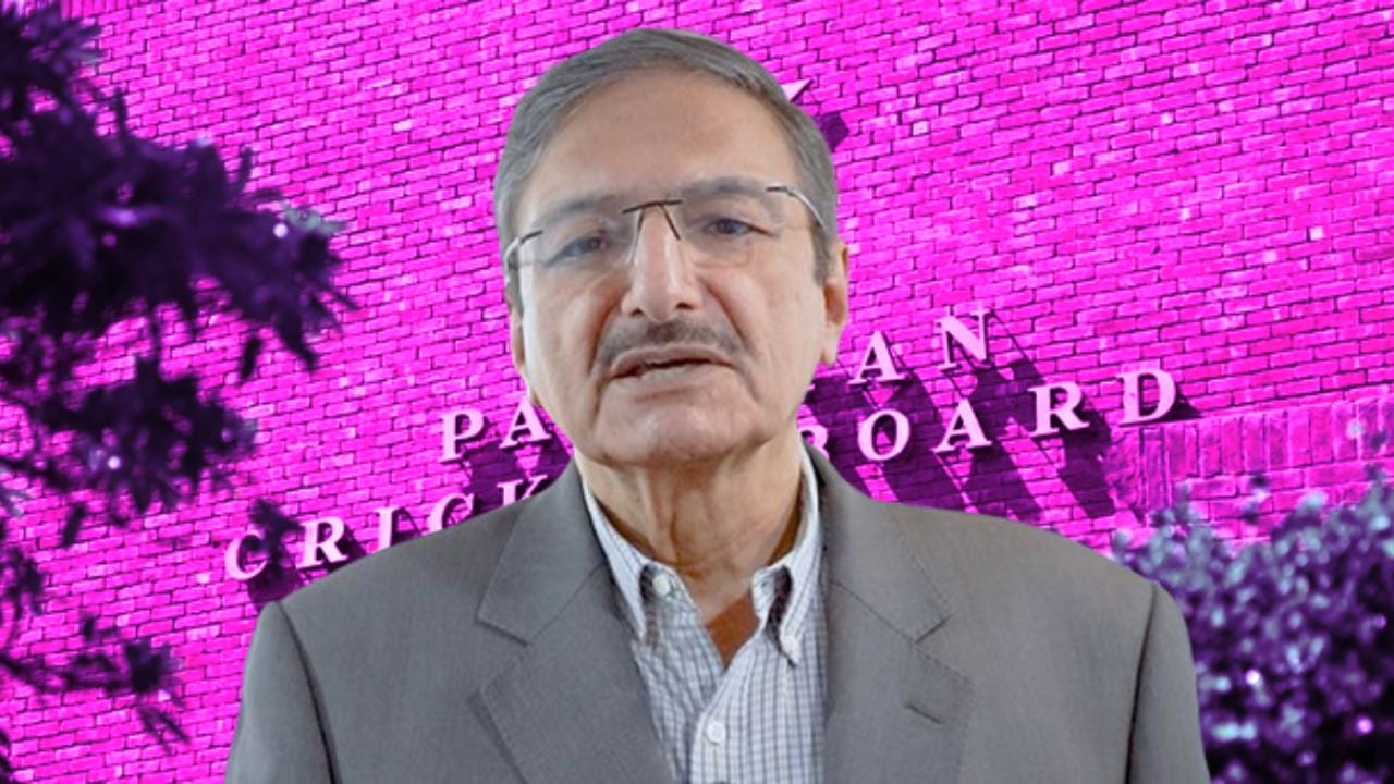 پی سی بی منیجمنٹ کمیٹی کے سربراہ ذکا اشرف نے استعفیٰ دے دیا