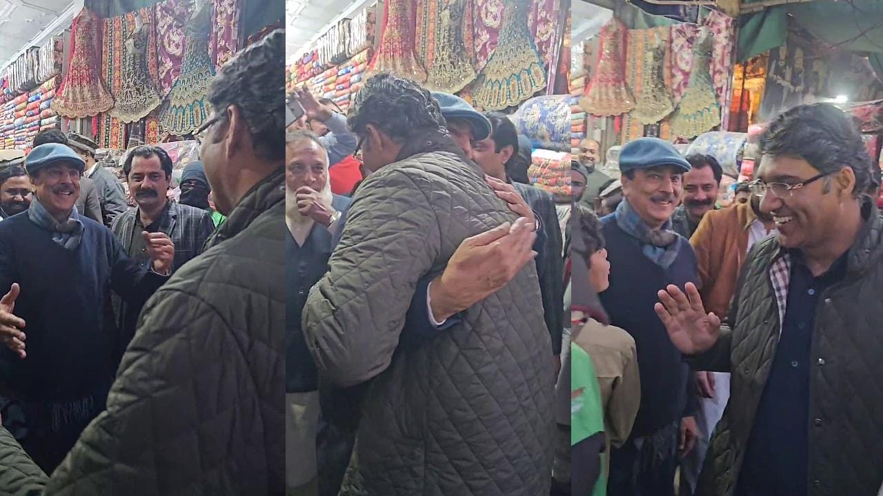 انتخابی مہم کے دوران سید یوسف رضا گیلانی اور بیرسٹر تیمورالطاف ملک کی ملاقات