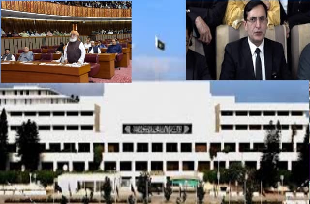 پی ٹی آئی نے آئینی ترمیم کو متنازع دیتے ہوئے اس کا حصہ نہ بننے اور ووٹنگ کا بائیکاٹ کرنے کا اعلان کیا ہے۔ جبکہ اس حوالے سے پی ٹی آئی نے مولانا فضل الرحمان کو بھی اپنی مشاورت کے بارے میں آگاہ کردیا ہے۔