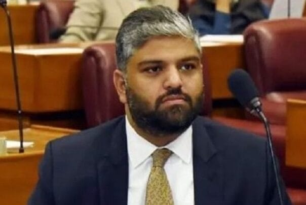 زین قریشی مستعفی ، شوکاز کا جواب بھی پارٹی کو بھجوا دیا