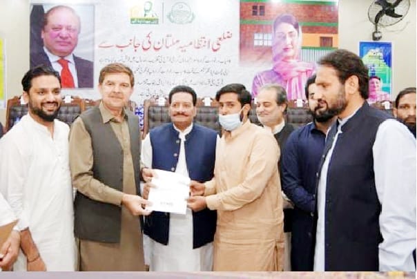 اپنی چھت اپنا گھر،ملتان میں قرض کی پہلی قسط جاری پروگرام میں توسیع کرائینگے؛سلمان نعیم