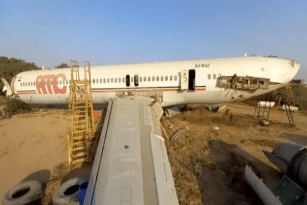 ناکارہ طیارے کو حیدرآباد منتقل کرنے کا مرحلہ شروع ہو گیا